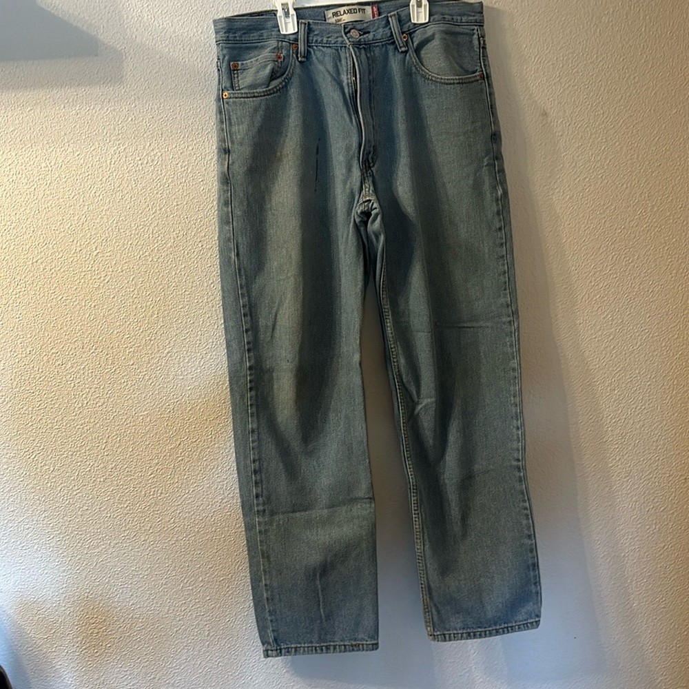 Levi 550 straight leg jeans size 35X32